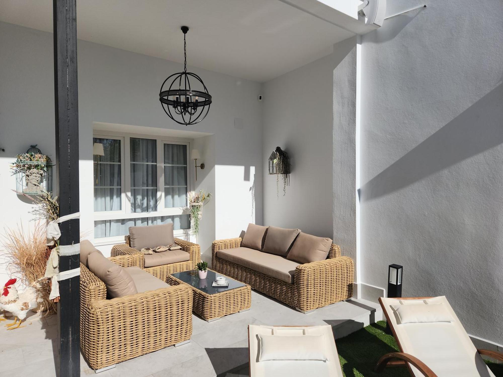 Hotel Boutique Iulia 5 Estrellas Medina de las Torres ภายนอก รูปภาพ