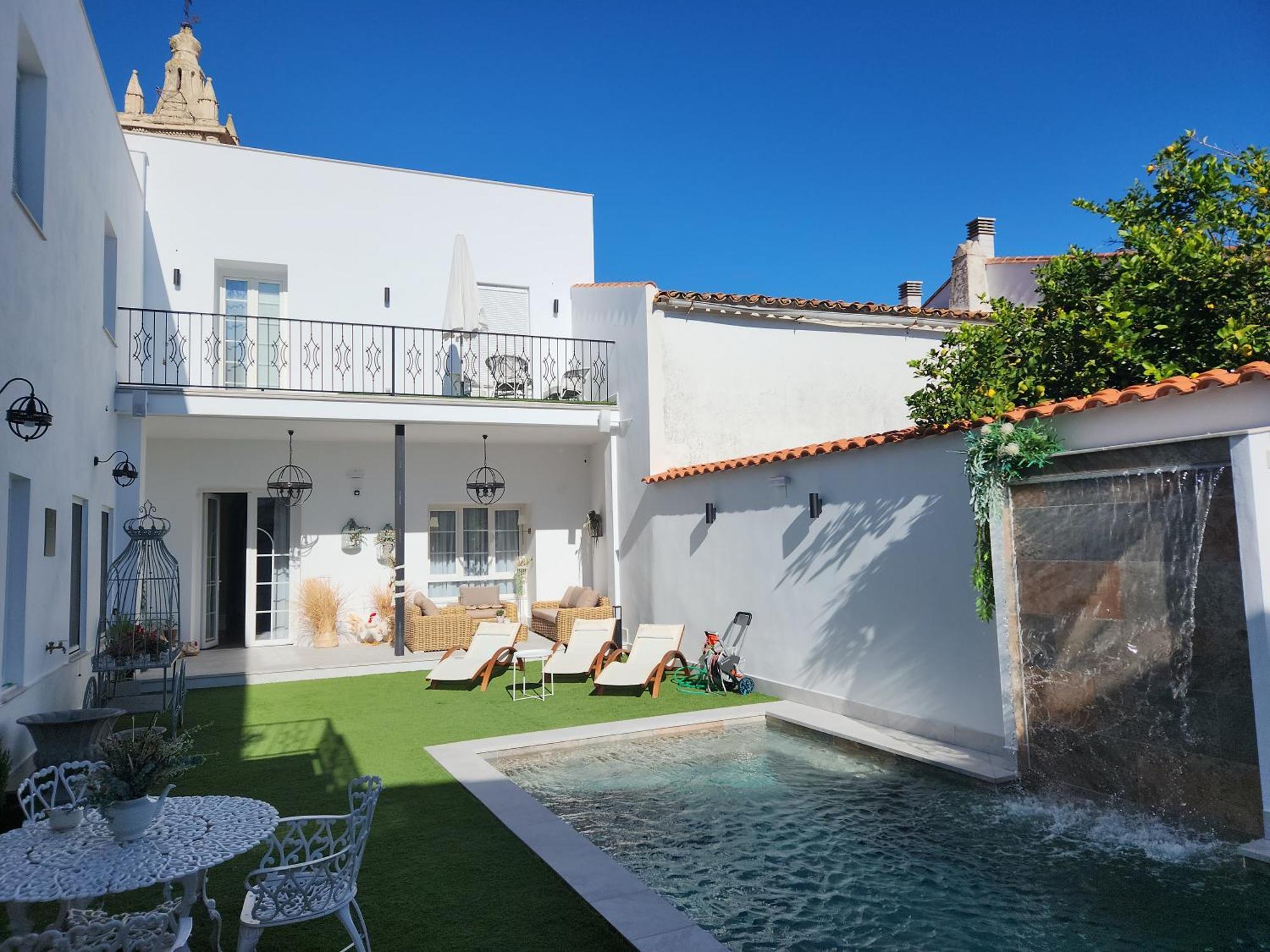 Hotel Boutique Iulia 5 Estrellas Medina de las Torres ภายนอก รูปภาพ