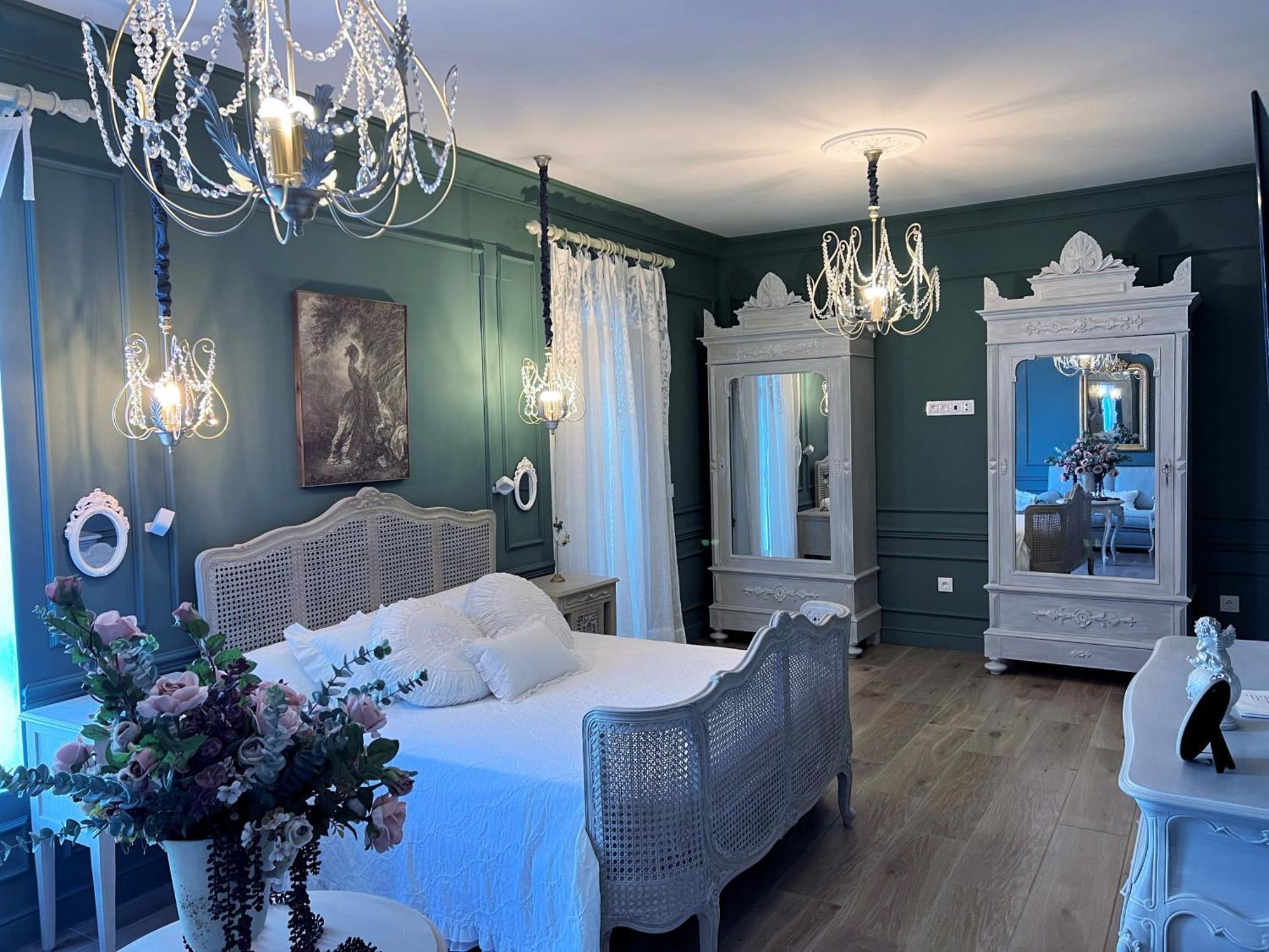 Hotel Boutique Iulia 5 Estrellas Medina de las Torres ภายนอก รูปภาพ
