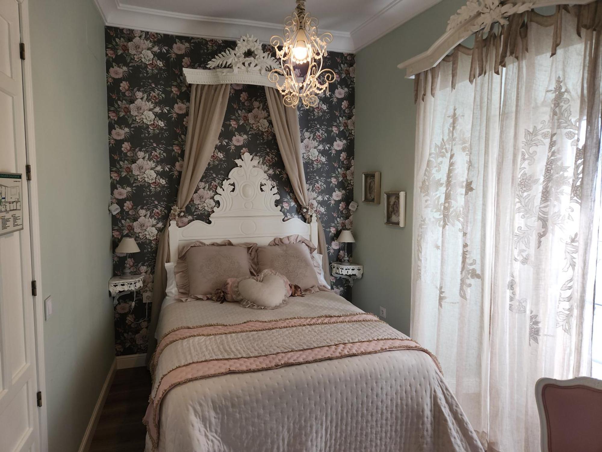 Hotel Boutique Iulia 5 Estrellas Medina de las Torres ภายนอก รูปภาพ